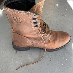 Ariat Men's lace up boots